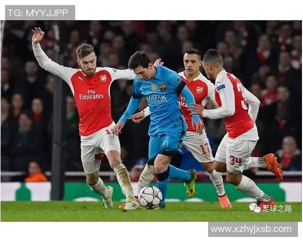 足球明星魅力四射广告大片展现运动精神与时尚风采