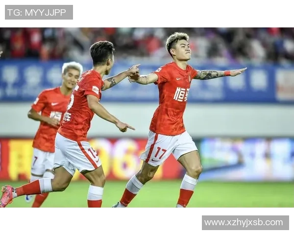 重庆篮球队在大师赛积分榜上以64分稳居第一引发关注 重庆篮球队在大师赛积分榜上以64分稳居第一引发关注