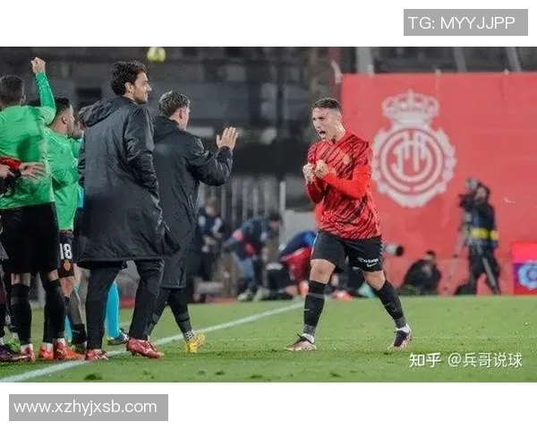 上海足球队强势领跑最新足球力量排行榜前十名解析 上海足球队强势领跑最新足球力量排行榜前十名解析